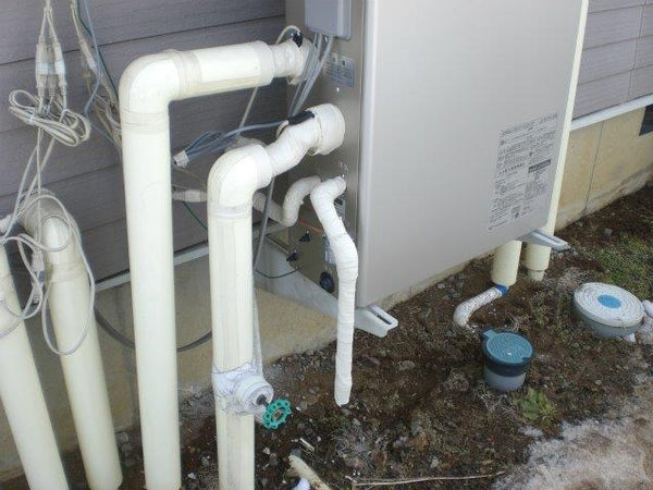 石油給湯器交換（据置架台加工・L型アングル取付）　長野県上水内郡飯綱町　EHKF-4765DA-set