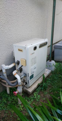 ガス給湯器交換工事　大阪府富田林市　RUF-A2400AG-A-set-13A - Before