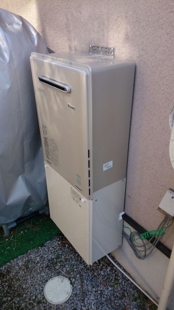 給湯器　交換工事/配管カバー加工・交換共　千葉県習志野市　RUF-E2405SAW-13A-set