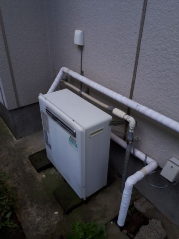 ガス給湯器交換工事　神奈川県藤沢市 - Before