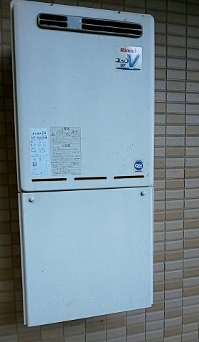 ガス給湯器交換工事　神奈川県川崎市宮前区 - Before