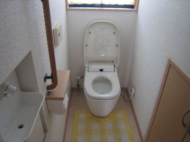 トイレ交換工事　千葉県袖ケ浦市 - Before