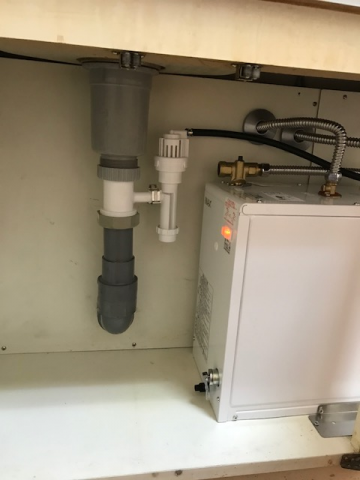 小型電気温水器交換工事　大阪府大阪市中央区　EHPN-F12N1