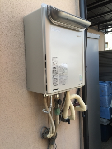 給湯器交換工事（エコジョーズ）/コンロ交換え工事　大阪府堺市堺区　RUF-E2405SAW-13A-set
