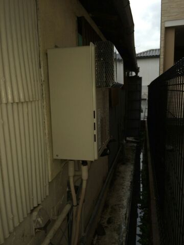 給湯器ガス配管交換工事　大阪府柏原市　RUF-A2400SAW-Aset13A