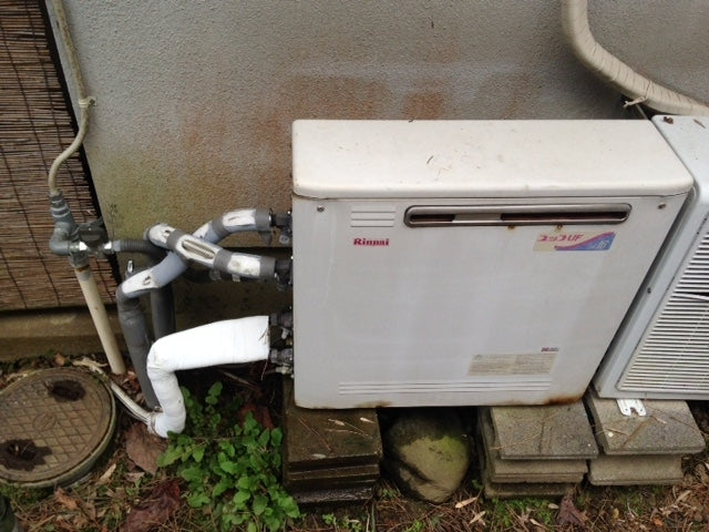 給湯器交換工事（据置→壁掛）　京都府京都市右京区　RUF-E2405SAW-13A-set - Before