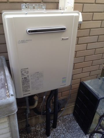 給湯器交換工事　東京都練馬区　RUF-E2405SAW-13A