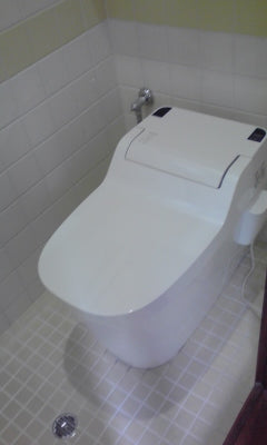 トイレ交換工事　大阪府八尾市　XCH1101WS-sale