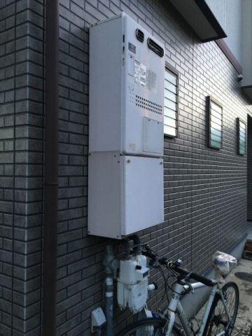 ガス給湯器交換工事　京都府向日市　RVD-E2405SAW2-3-A-set-13A - Before