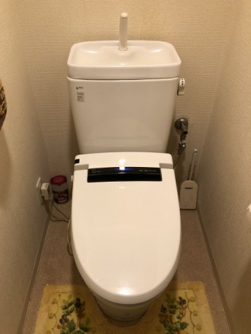 便座交換工事　神奈川県横浜市港北区　CW-EA23-BW1 - Before