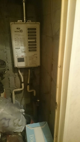 給湯器交換工事　大阪府豊中市　RUX-V1615SWFA-E - Before