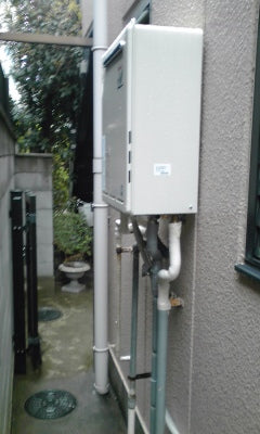 給湯器交換工事　大阪府大阪市城東区　RUF-A2003SAW-A-set
