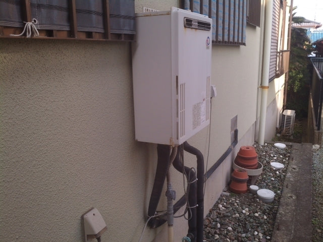 給湯器交換工事（2台）　静岡県富士市　RUF-E2405SAW-13A-set - Before