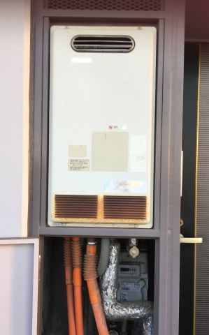 ガス給湯器交換工事　神奈川県茅ヶ崎市　GQ-1639WS-1-set-13A - Before