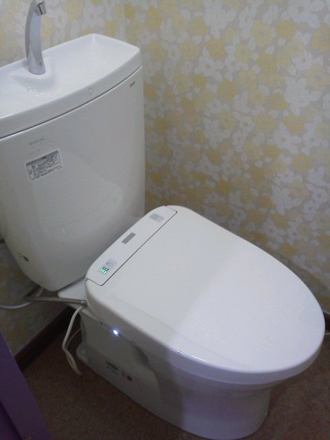 トイレ交換工事　広島県広島市安佐南区　CS230BM-SH231BA-W