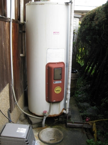 電気温水器交換工事（２名作業）　奈良県高市郡明日香村　SRG-375C - Before