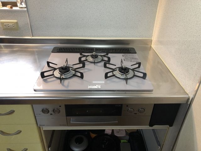 ビルトインガスコンロ レンジフード交換工事　東京都中野区　RHS31W23L7RSTW-13A - After