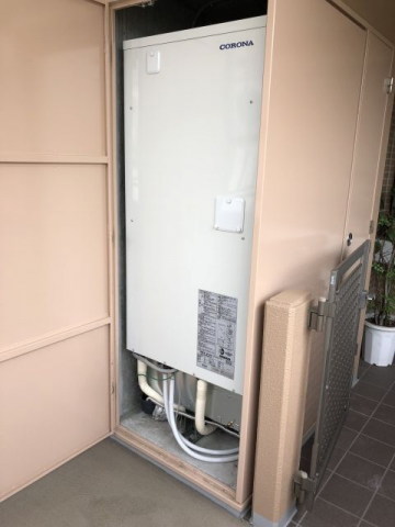 電気温水器交換工事　大阪府豊中市　UWH-46X2A2U-2