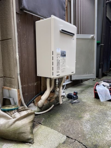 ガス給湯器交換工事　東京都台東区　RUF-A1615SAW-B-set-13A