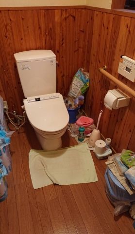 トイレ交換工事　佐賀県鳥栖市　CES9898FR-NW1 - Before