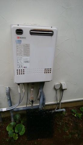 ガス給湯器 ビルトインガスコンロ トイレ交換工事　静岡県熱海市　YBC-CH10S-DT-CH184A-BW1 - Before