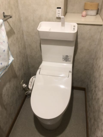トイレ交換工事　福岡県糟屋郡粕屋町　XCH3013DWST