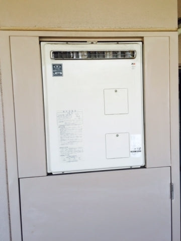 給湯器・浴槽交換工事（2名作業）　大阪府豊中市　RUJ-V1611W-A-set - Before