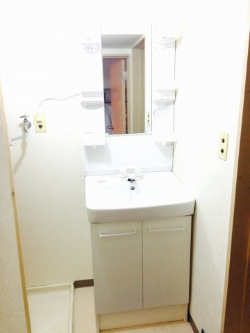 洗面化粧台交換工事　埼玉県蕨市　PTVN600-MPTX1601YF