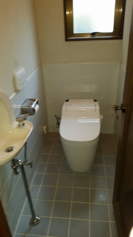 トイレ交換工事　大阪府大阪市淀川区　XCH1101RWS-sale