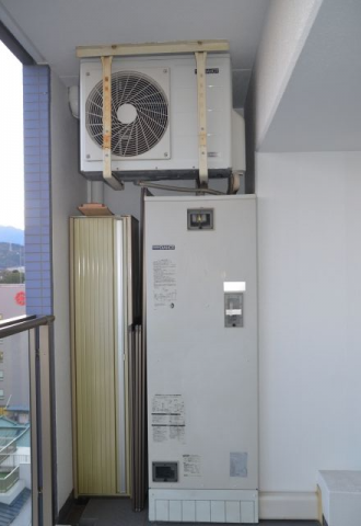 エコキュート交換工事　神奈川県小田原市　SRT-W305D-BS-set - Before