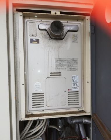 ガス給湯器交換工事　兵庫県神戸市垂水区　RUFH-A2400SAT2-3-set-13A - Before