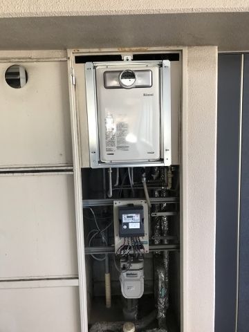 ガス給湯器交換工事　大阪府寝屋川市　RUJ-A1610T-13A