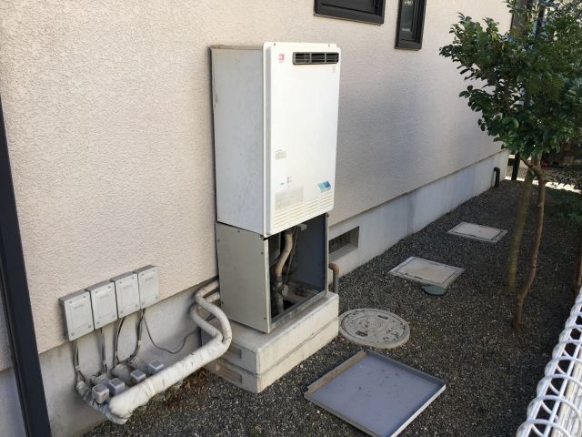 ガス給湯器交換工事　群馬県桐生市　RUFH-E2405SAW-A-set-13A - Before