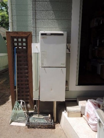 給湯器交換工事　山梨県甲府市　RUF-A2400AW-A-set - Before
