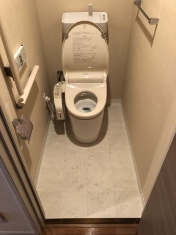 トイレ交換工事　千葉県千葉市花見川区　XCH301WST