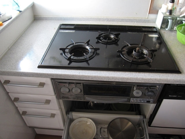 ガスコンロ交換工事　福岡県北九州市小倉南区　RHS71W15G8R3-STW-13A - Before