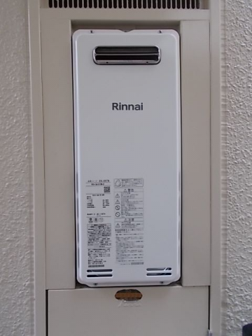 ガス給湯器交換工事　愛媛県松山市　RUX-SA1616W-E-set-13A