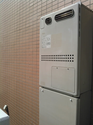 給湯器交換工事　東京都江東区　RUF-E2405SAW-13A - Before