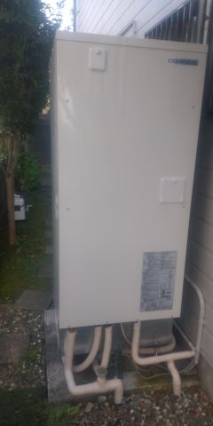 電気温水器交換工事　神奈川県横浜市保土ケ谷区　UWH-46X2A2U-2-base