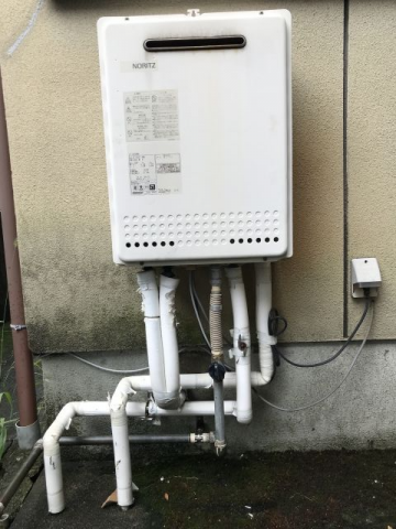 ガス給湯器交換工事　佐賀県鳥栖市　GT-C2062SAWX-2-BL-set-13A - Before