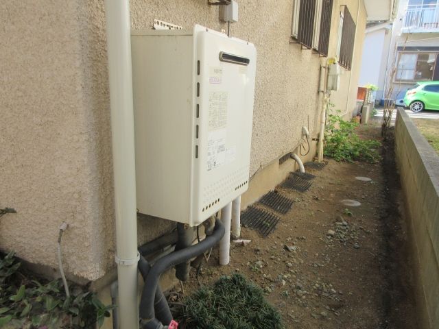 ガス給湯器交換工事　神奈川県茅ヶ崎市　GT-C2062SAWX-2-BL-set-13A - Before