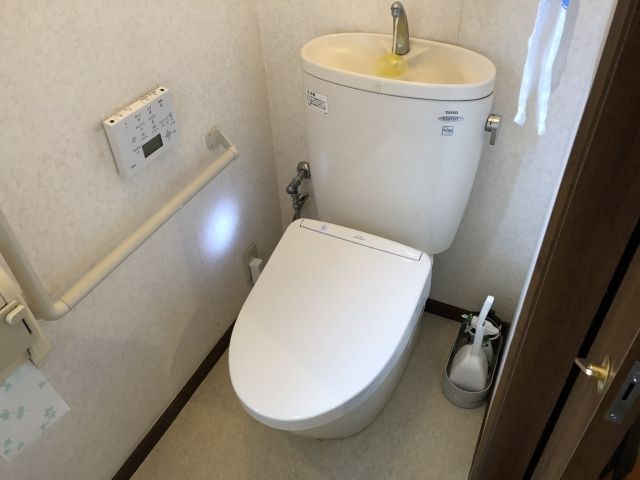 便座 トイレ交換工事　兵庫県川西市　TCF4733AMS-NW1 - After