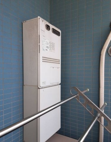 ガス給湯器交換工事　東京都港区　GTH-2444SAWX3H-1-BL-set-13A - Before