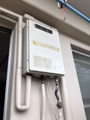 ガス給湯器交換工事　福岡県北九州市八幡西区　RUX-A2016W-E-set-13A - Before