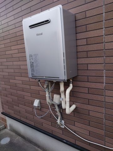 ガス給湯器交換工事　神奈川県綾瀬市　RUF-E2006SAW-set-13A