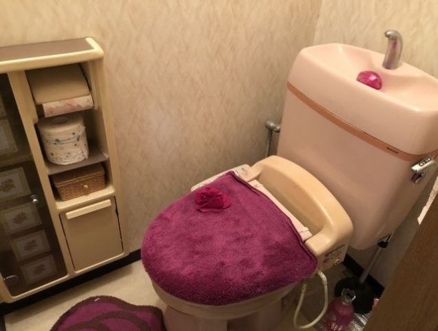 トイレ交換工事　京都府京都市西京区 - Before
