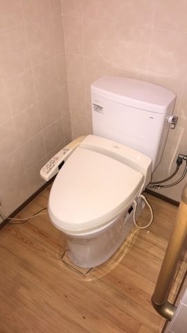 トイレ交換工事　神奈川県小田原市　CS232BM-SH232BA-NW1