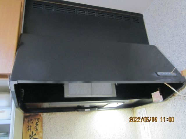 ビルトインガスコンロ レンジフード交換工事　滋賀県大津市　FY-90DED3-S - Before