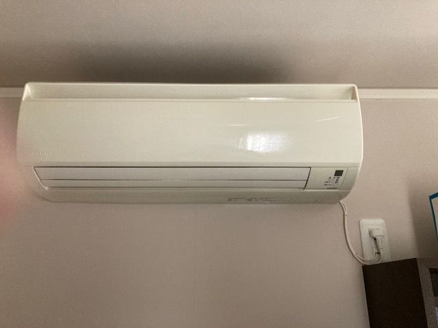 エアコン交換工事　東京都板橋区　XCS-221DFL-W - Before