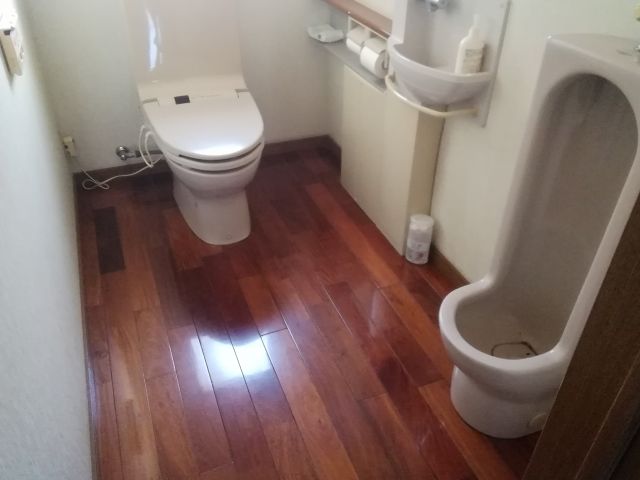 トイレ交換工事　広島県呉市　CES9150-NW1 - Before